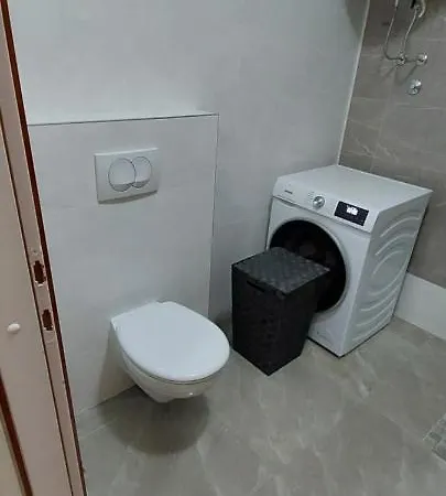 Lana Apartment *